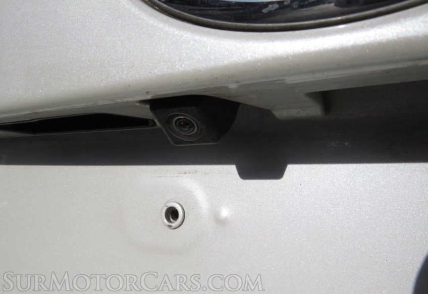 2016 Toyota Highlander - Image 14