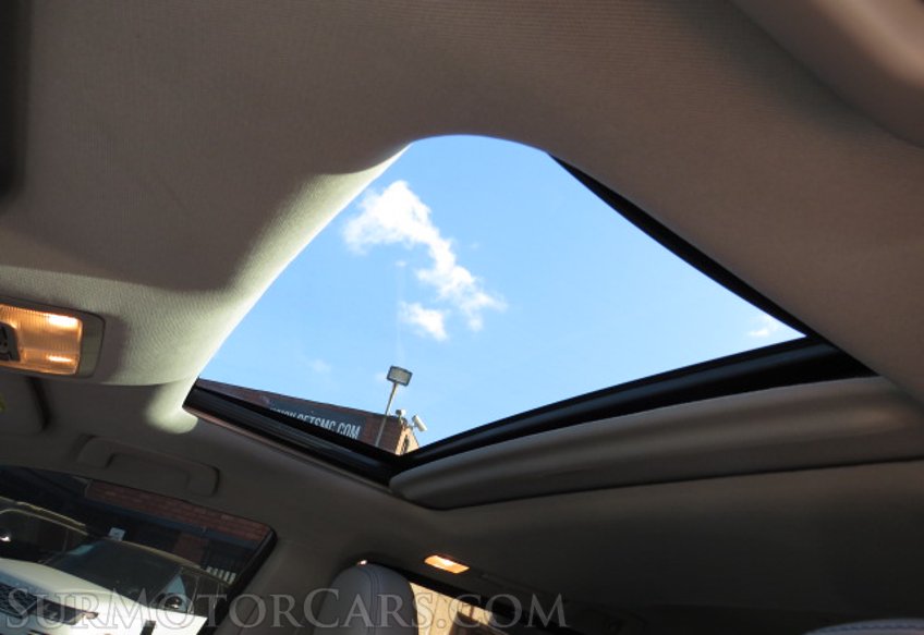 2016 Toyota Highlander - Image 19