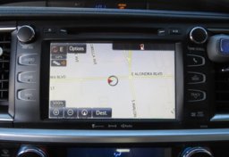 2016 Toyota Highlander - Image 38