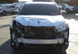 2016 Toyota Highlander - Image 15