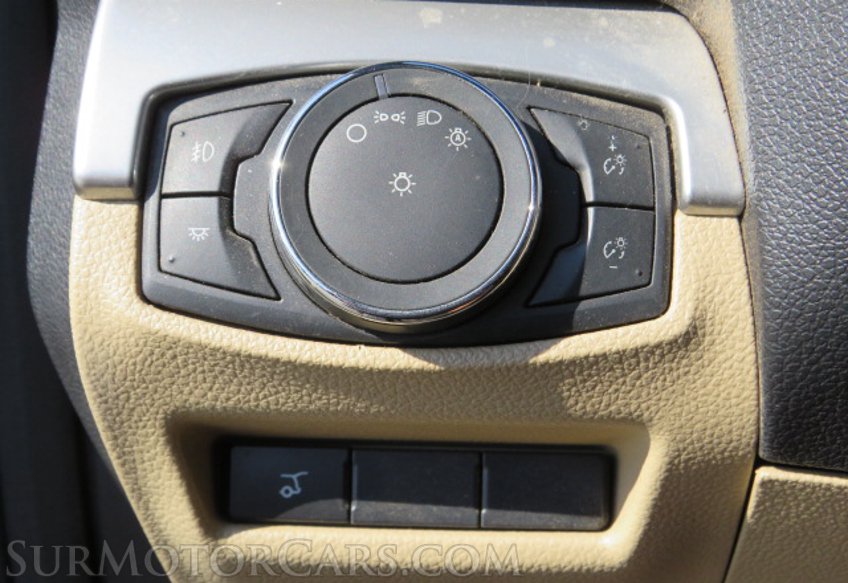 2016 Ford Explorer - Image 47