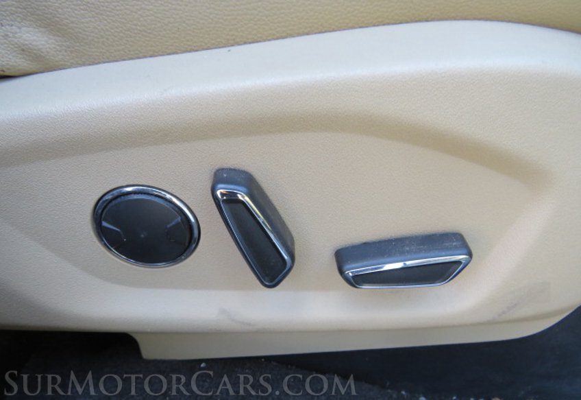 2016 Ford Explorer - Image 41