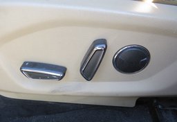 2016 Ford Explorer - Image 42