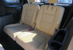 2016 Ford Explorer - Image 31