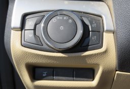 2016 Ford Explorer - Image 47