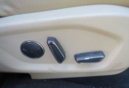 2016 Ford Explorer - Image 41