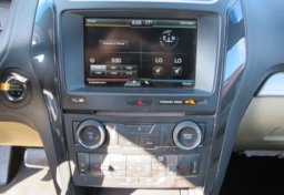 2016 Ford Explorer - Image 36