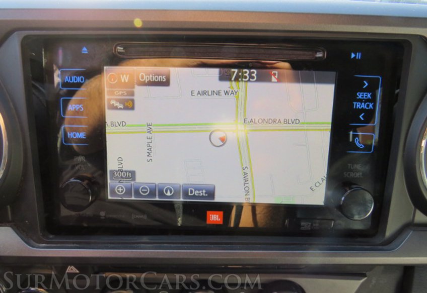 2019 Toyota Tacoma 4WD - Image 38