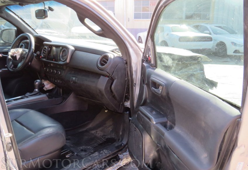 2019 Toyota Tacoma 4WD - Image 24