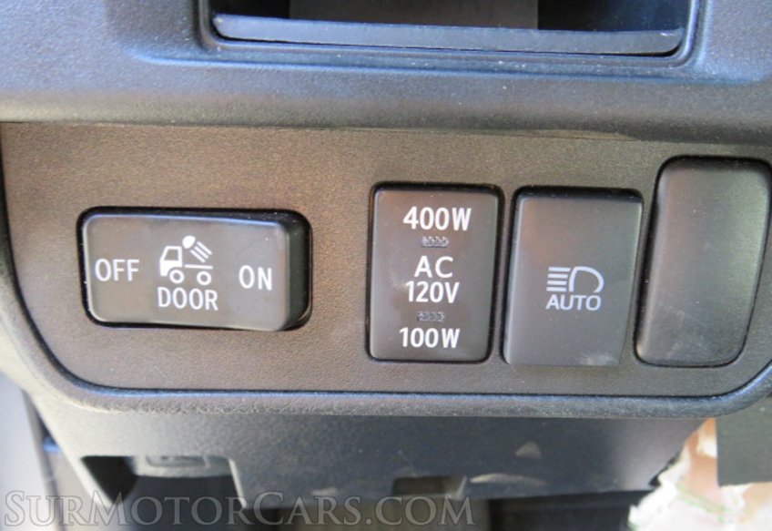 2019 Toyota Tacoma 4WD - Image 39