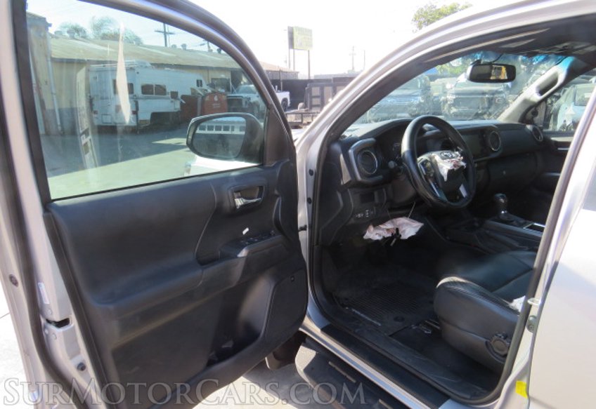 2019 Toyota Tacoma 4WD - Image 23