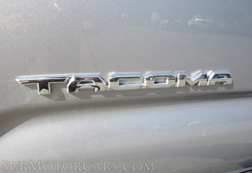 2019 Toyota Tacoma 4WD - Image 21