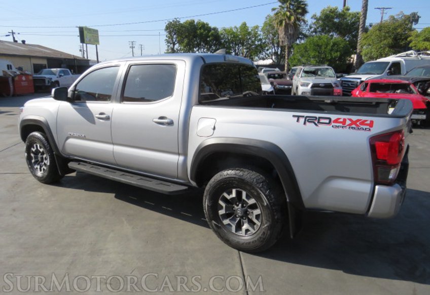 2019 Toyota Tacoma 4WD - Image 9