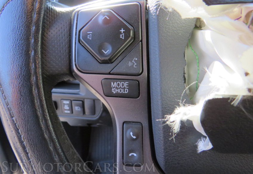 2019 Toyota Tacoma 4WD - Image 41