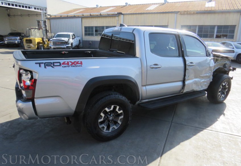 2019 Toyota Tacoma 4WD - Image 10