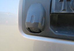 2019 Toyota Tacoma 4WD - Image 15