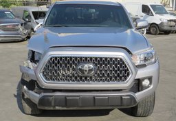 2019 Toyota Tacoma 4WD - Image 17