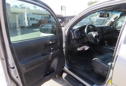 2019 Toyota Tacoma 4WD - Image 23