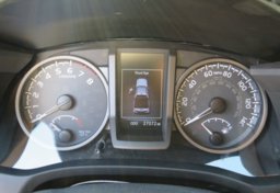 2019 Toyota Tacoma 4WD - Image 36