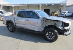 2019 Toyota Tacoma 4WD - Image 2