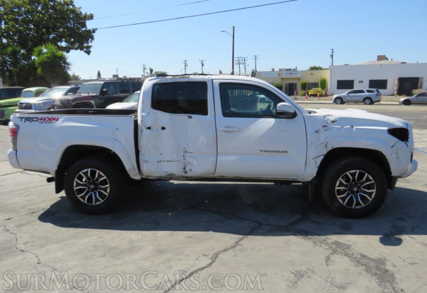 2020 Toyota Tacoma 4WD - Image 6