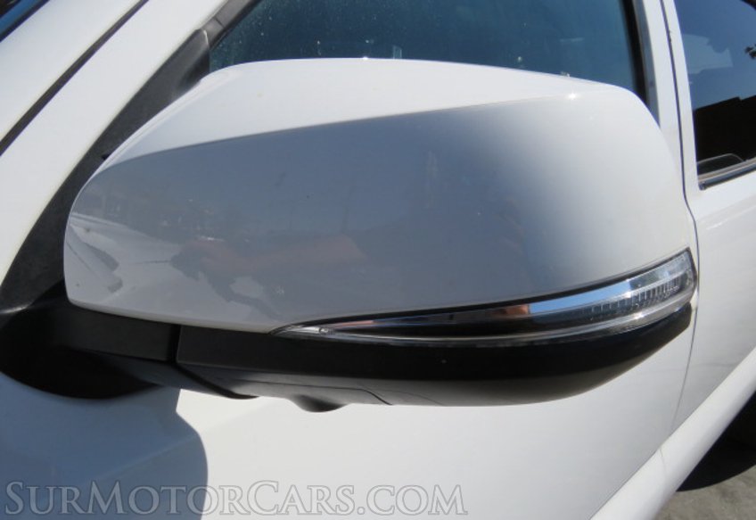 2020 Toyota Tacoma 4WD - Image 21