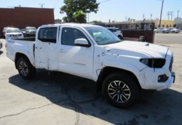 2020 Toyota Tacoma 4WD - Image 2