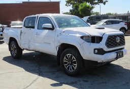 2020 Toyota Tacoma 4WD - Image 4