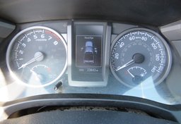 2020 Toyota Tacoma 4WD - Image 35