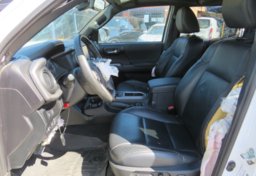 2020 Toyota Tacoma 4WD - Image 27