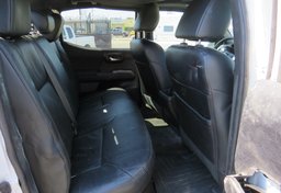 2020 Toyota Tacoma 4WD - Image 30