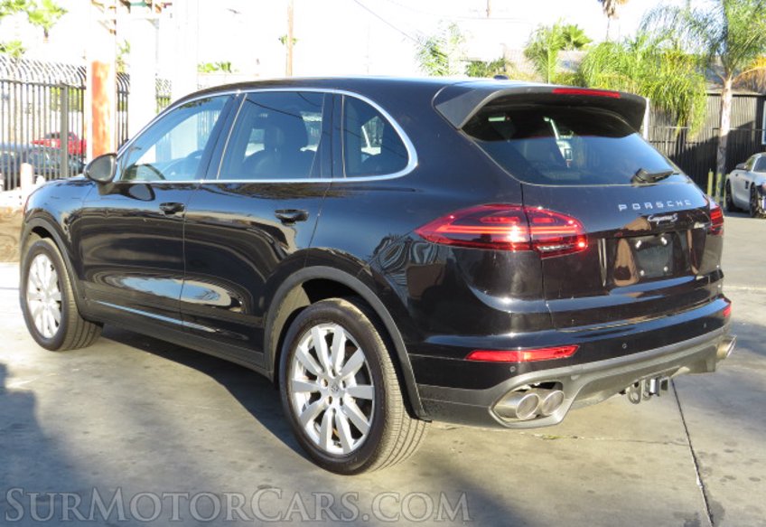 2015 Porsche Cayenne - Image 8