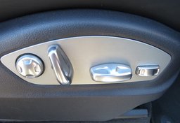 2015 Porsche Cayenne - Image 48