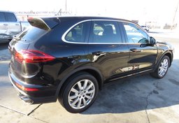 2015 Porsche Cayenne - Image 9