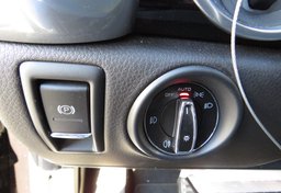 2015 Porsche Cayenne - Image 43