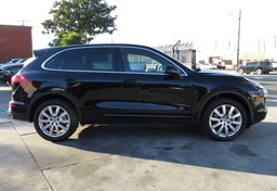 2015 Porsche Cayenne - Image 5