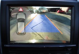 2015 Porsche Cayenne - Image 40