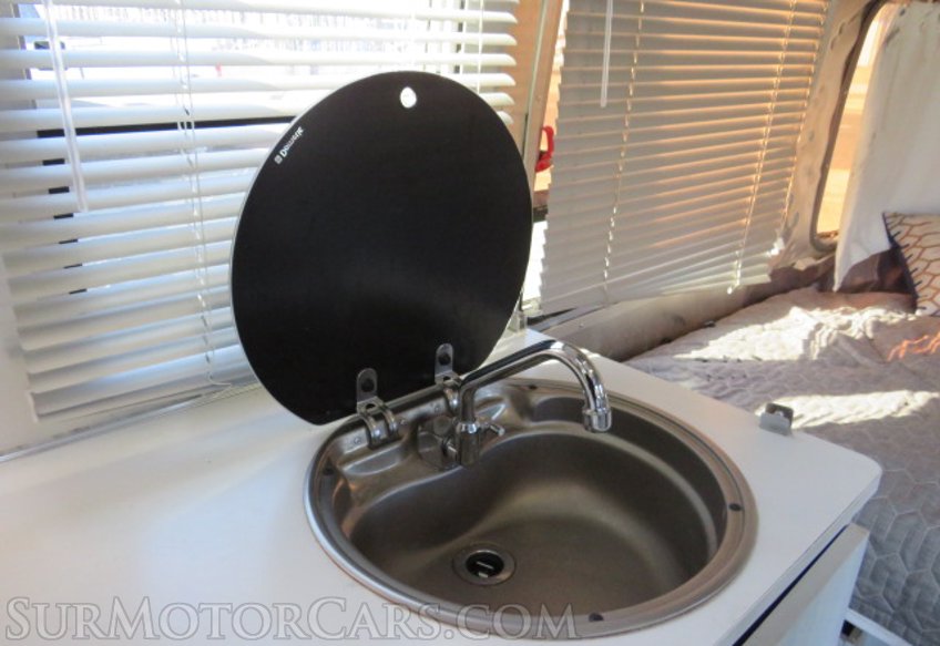 2016 Airstream Sport 22FB - Image 45