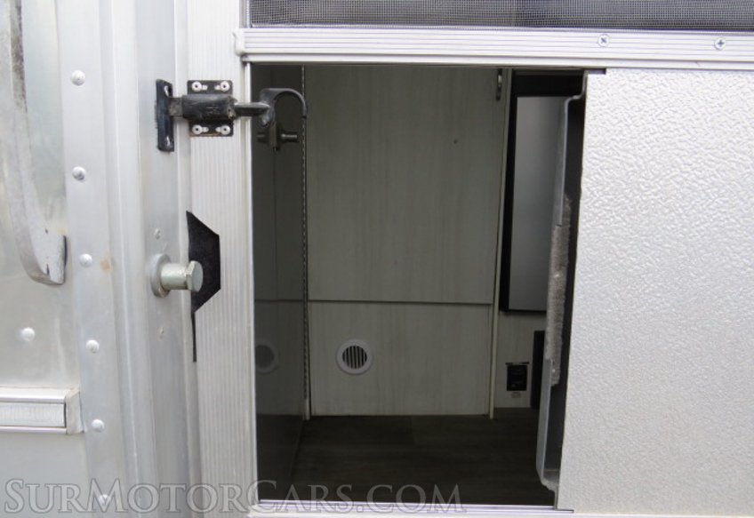 2016 Airstream Sport 22FB - Image 15