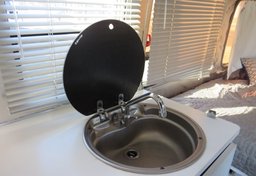 2016 Airstream Sport 22FB - Image 45