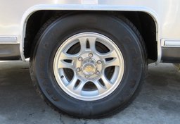 2016 Airstream Sport 22FB - Image 36