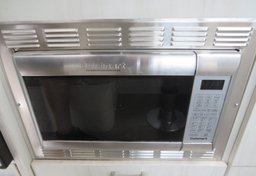 2016 Airstream Sport 22FB - Image 46