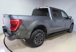 2021 Ford F-150 - Image 32