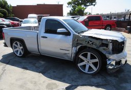 2014 GMC Sierra 1500 - Image 2