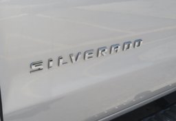 2018 Chevrolet Silverado 1500 - Image 21