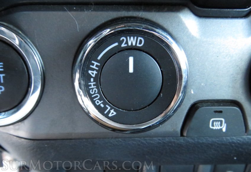 2020 Toyota Tacoma 4WD - Image 39