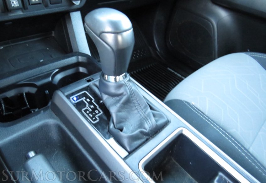 2020 Toyota Tacoma 4WD - Image 46