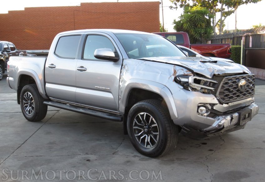 2020 Toyota Tacoma 4WD - Image 4