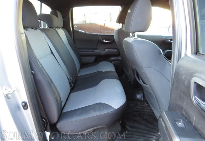 2020 Toyota Tacoma 4WD - Image 30