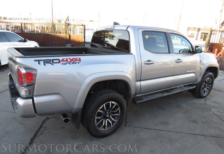 2020 Toyota Tacoma 4WD - Image 8